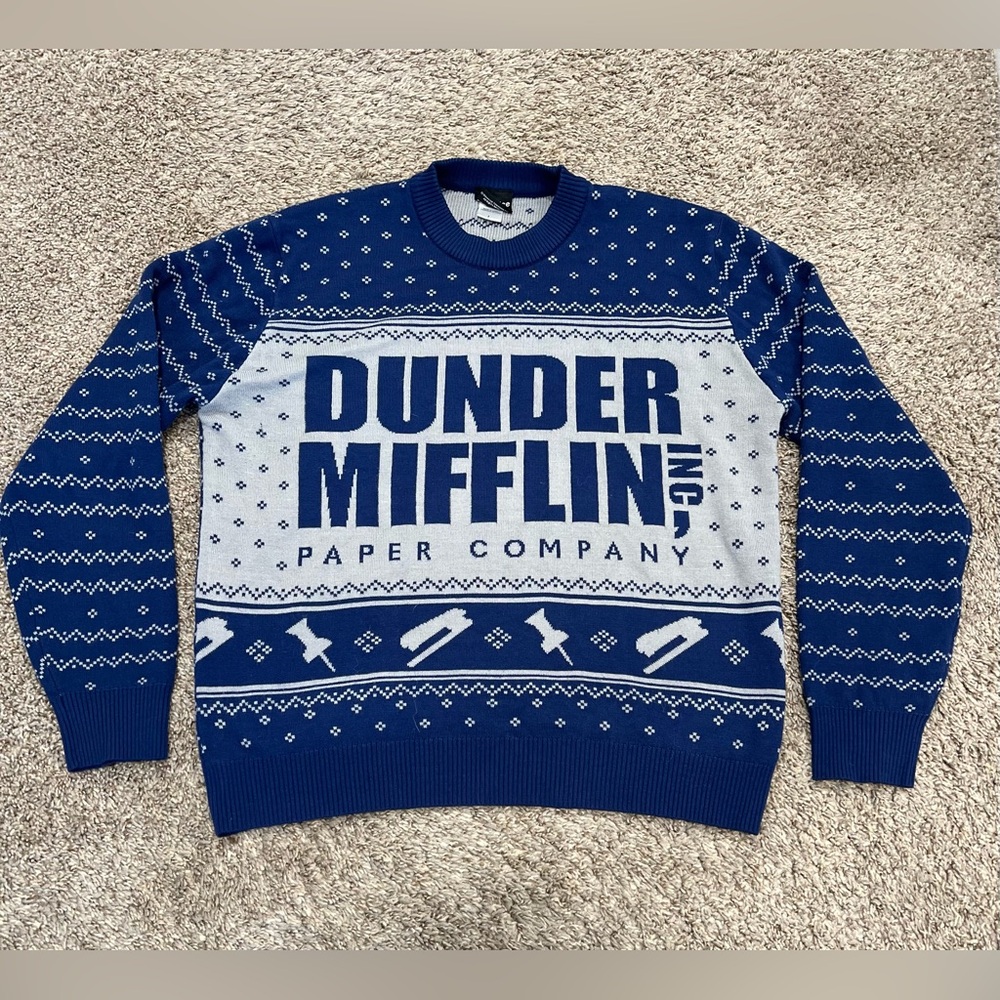 The Office dunder mufflin paper company holiday crewneck sweater size large